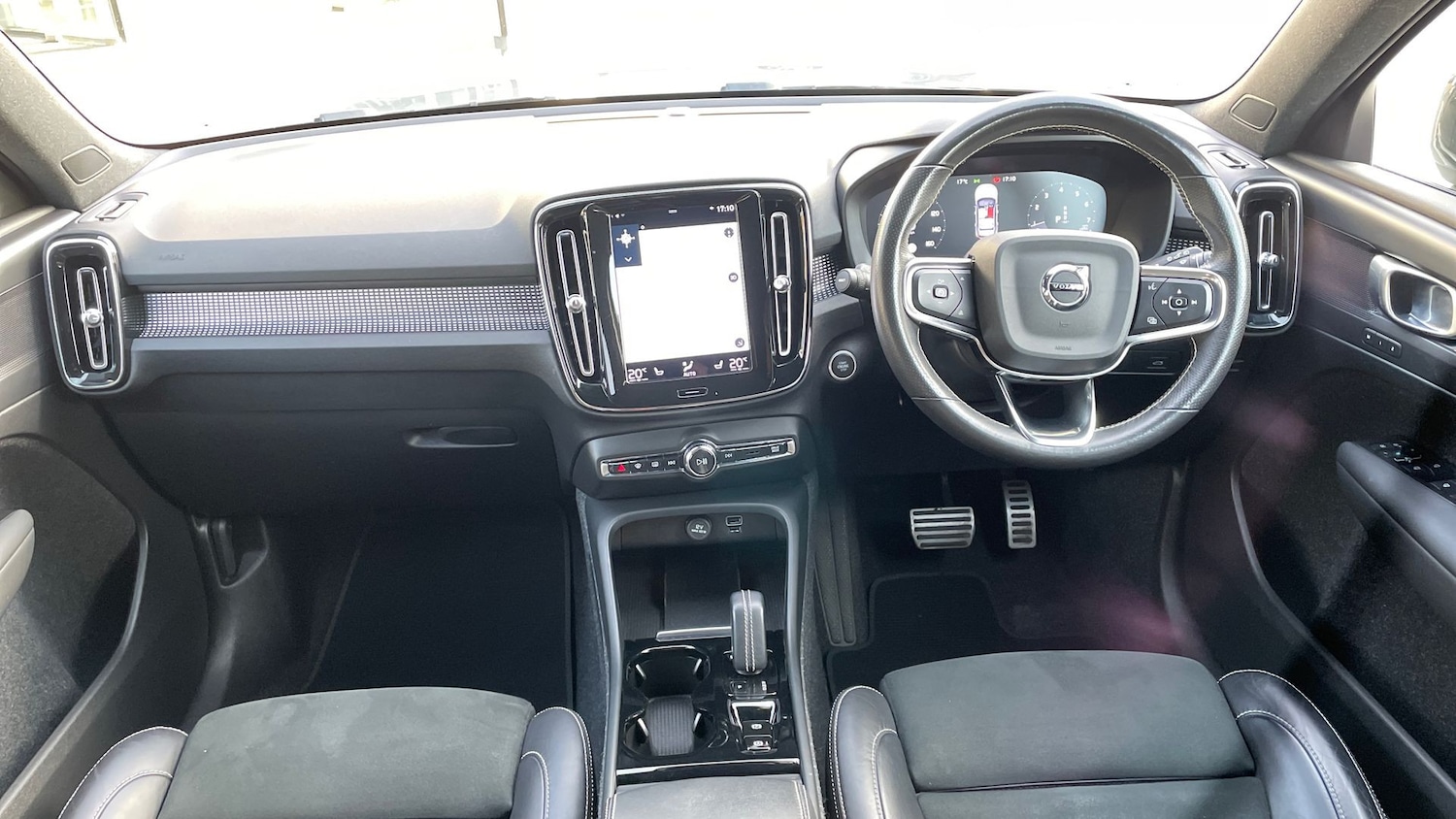 Used Volvo XC40 2021 for sale - 76413689: Photo 18