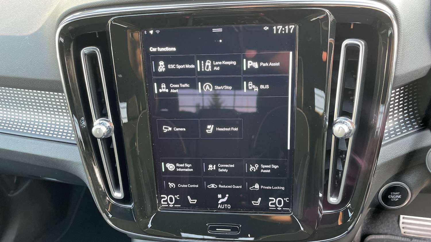 Used Volvo XC40 2021 for sale - 76413689: Photo 26