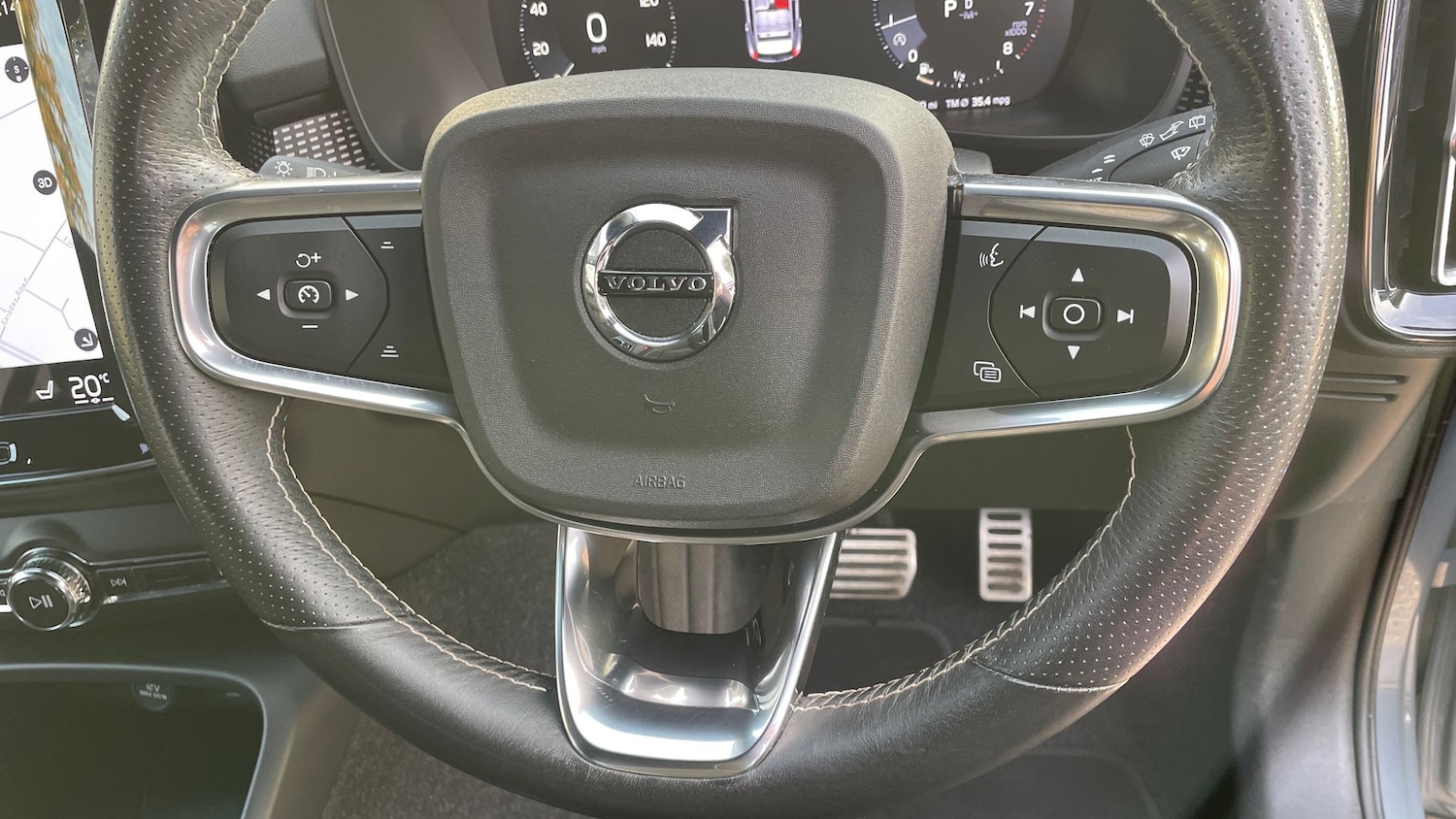 Used Volvo XC40 2021 for sale - 76413689: Photo 30