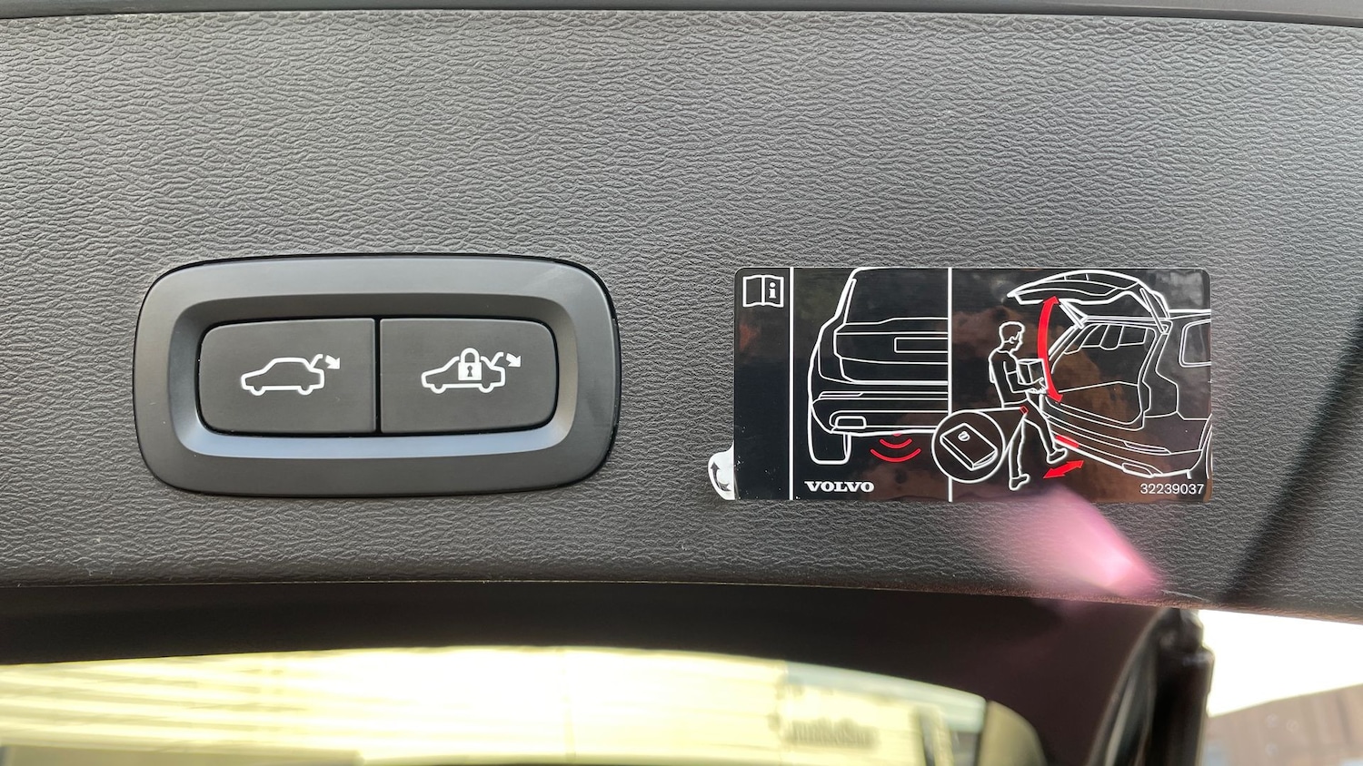 Used Volvo XC40 2021 for sale - 76413689: Photo 38