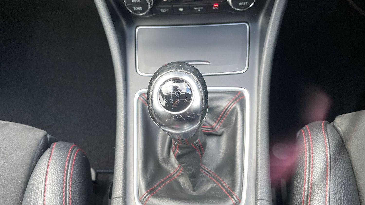 Used Mercedes-Benz A-Class 2018 for sale - 77398882: Photo 30