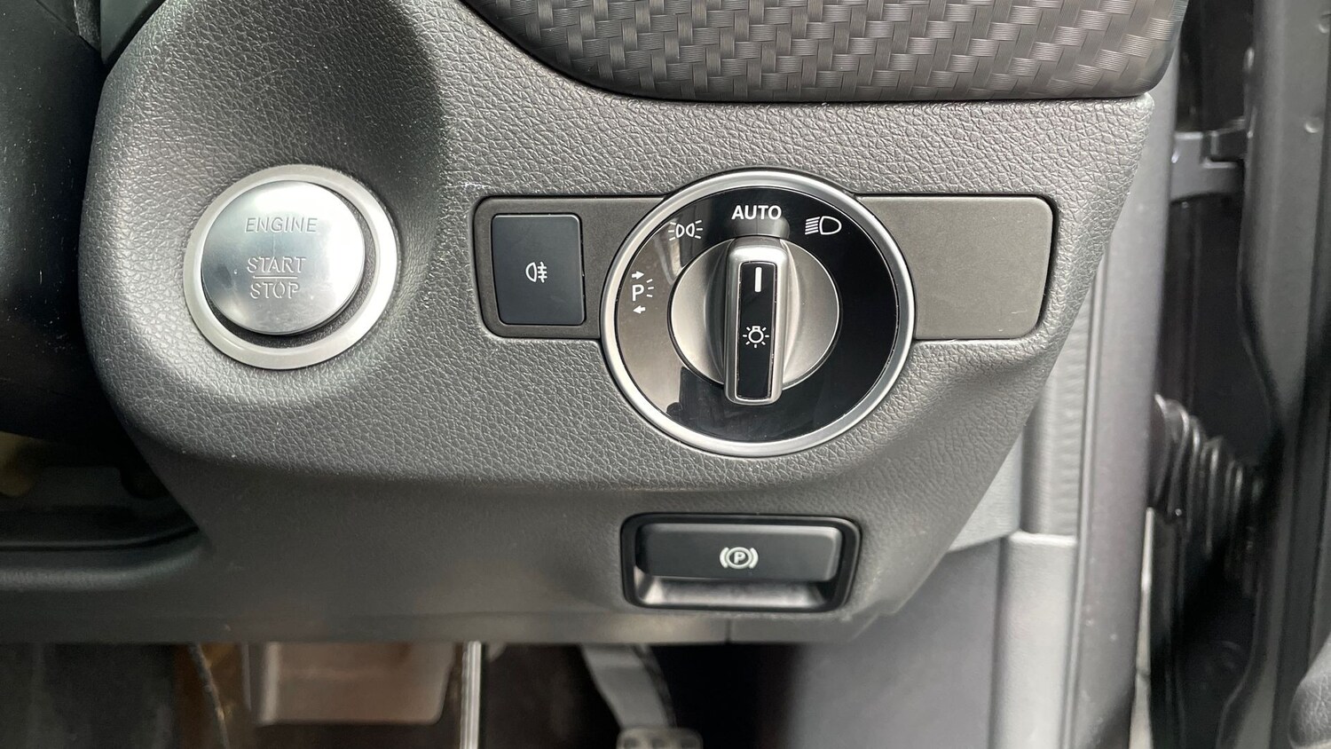 Used Mercedes-Benz A-Class 2018 for sale - 77398882: Photo 35