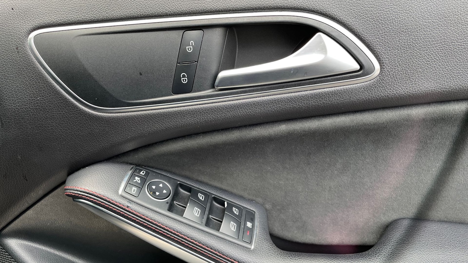 Used Mercedes-Benz A-Class 2018 for sale - 77398882: Photo 36