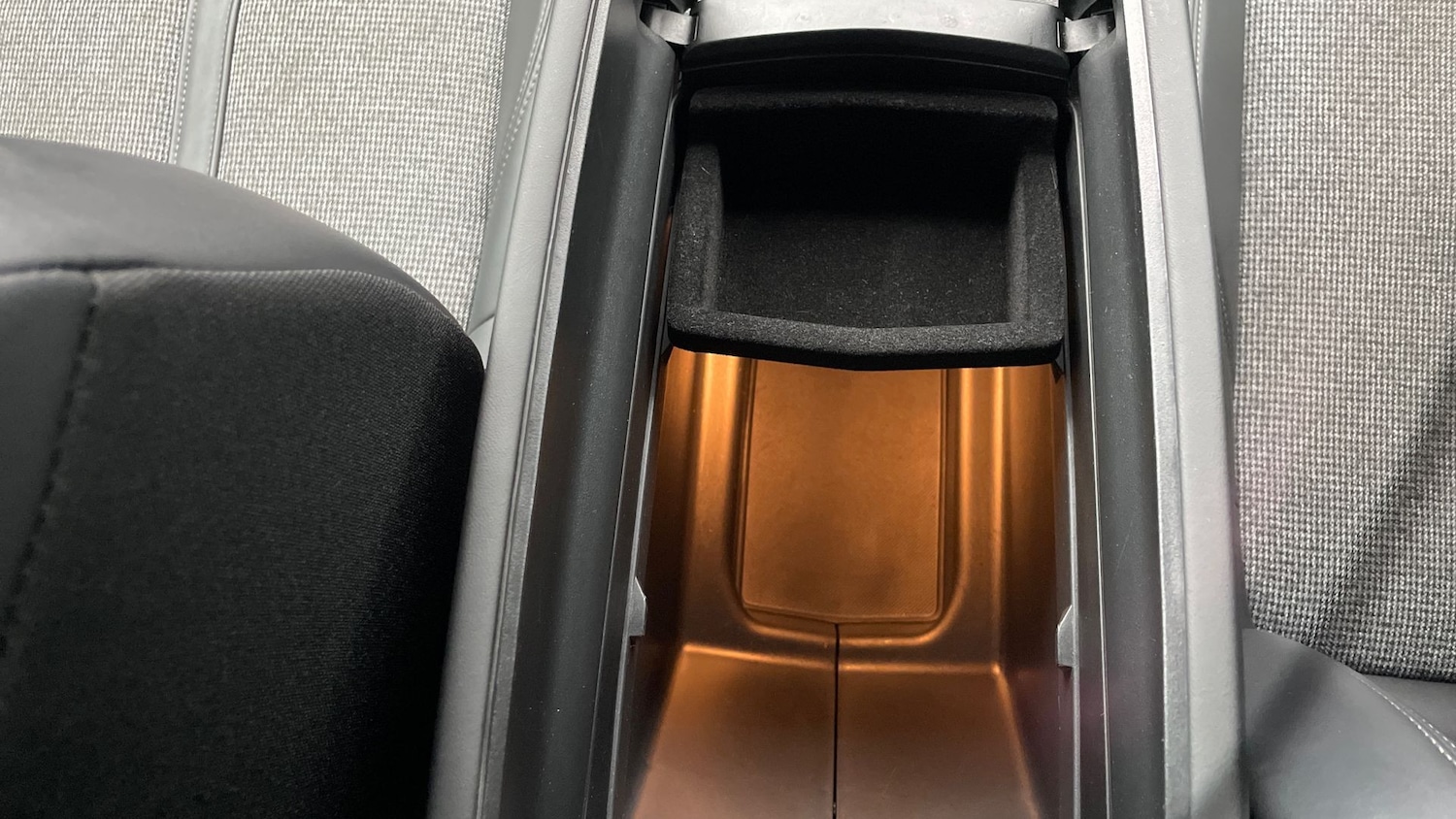 Used Peugeot 3008 2018 for sale - 76413779: Photo 29