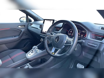 Used Renault Captur 2022 for sale - 76532285: Photo