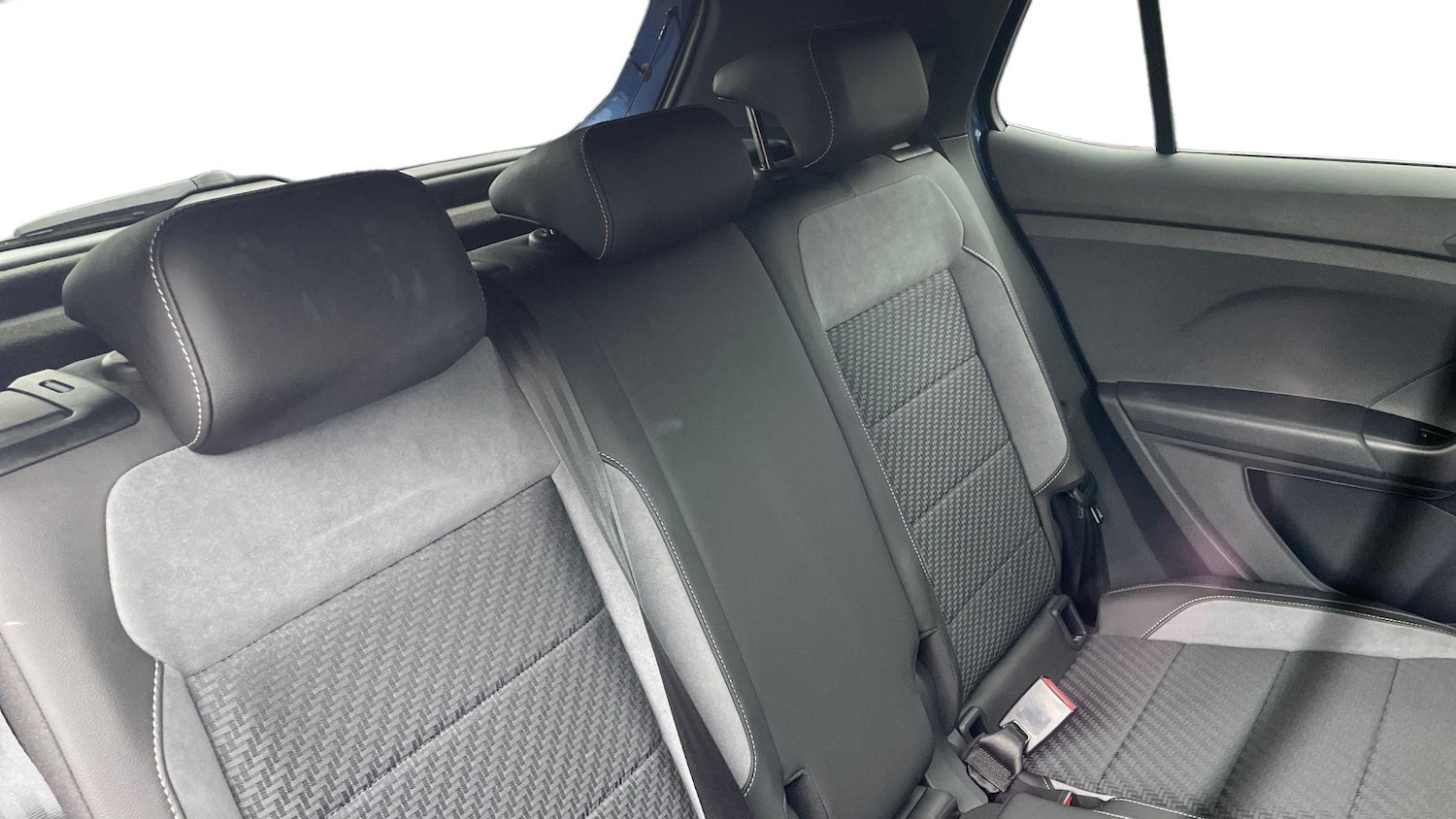 Used Volkswagen T-Cross 2023 for sale - 76413716: Photo 12