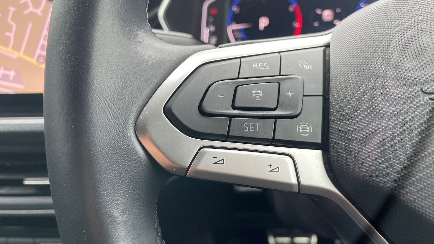 Used Volkswagen T-Cross 2023 for sale - 76413716: Photo 19