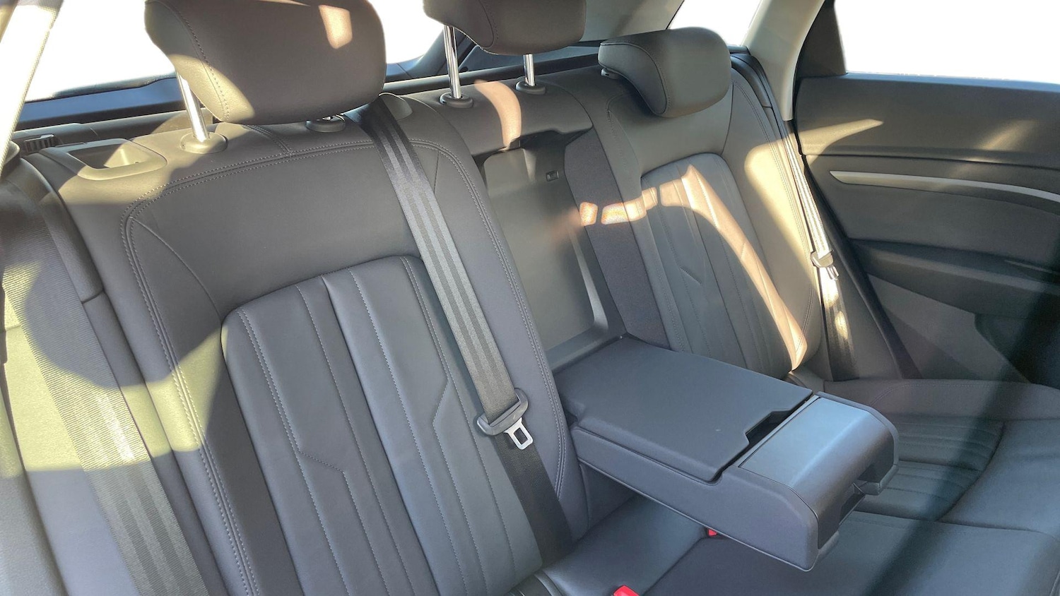 Used Audi e-tron 2020 for sale - 76627509: Photo 12