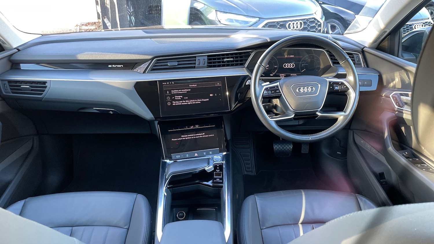 Used Audi e-tron 2020 for sale - 76627509: Photo 18