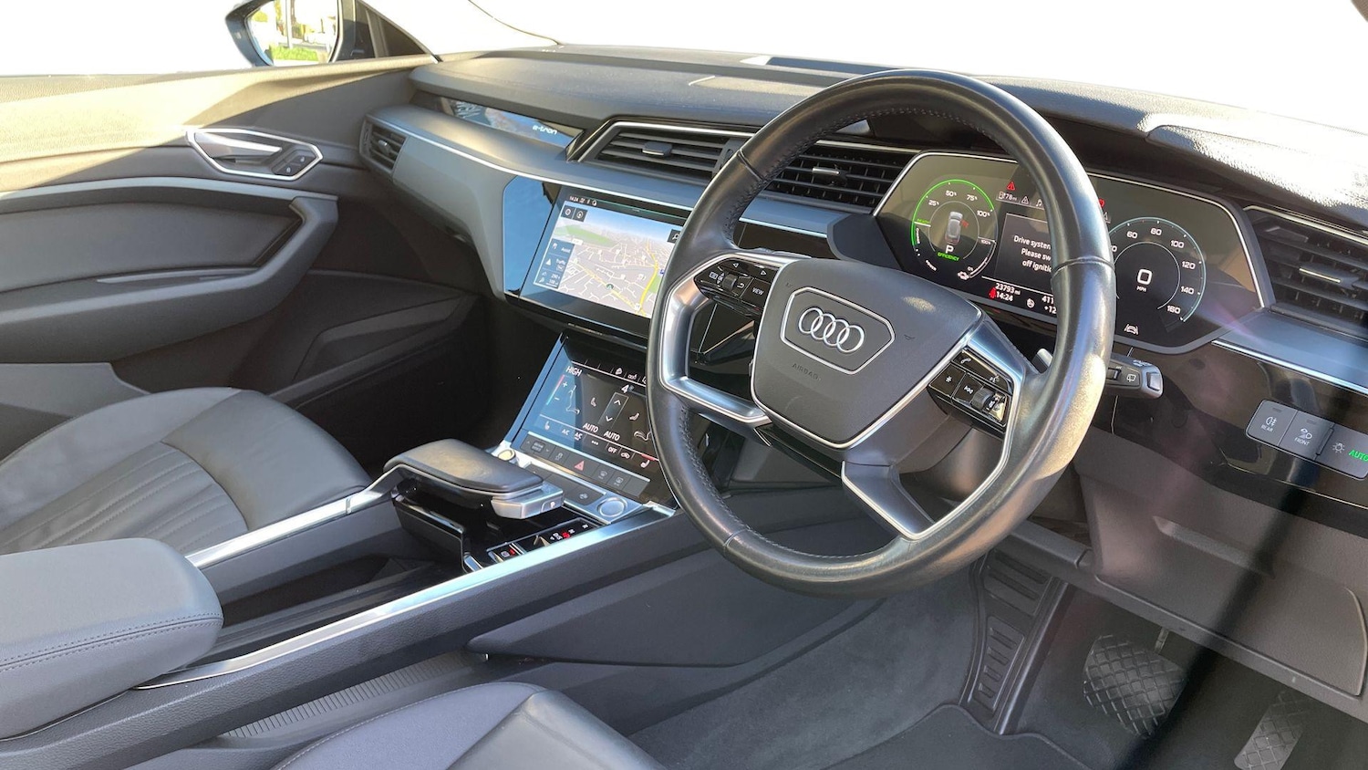 Used Audi e-tron 2020 for sale - 76627509: Photo 3