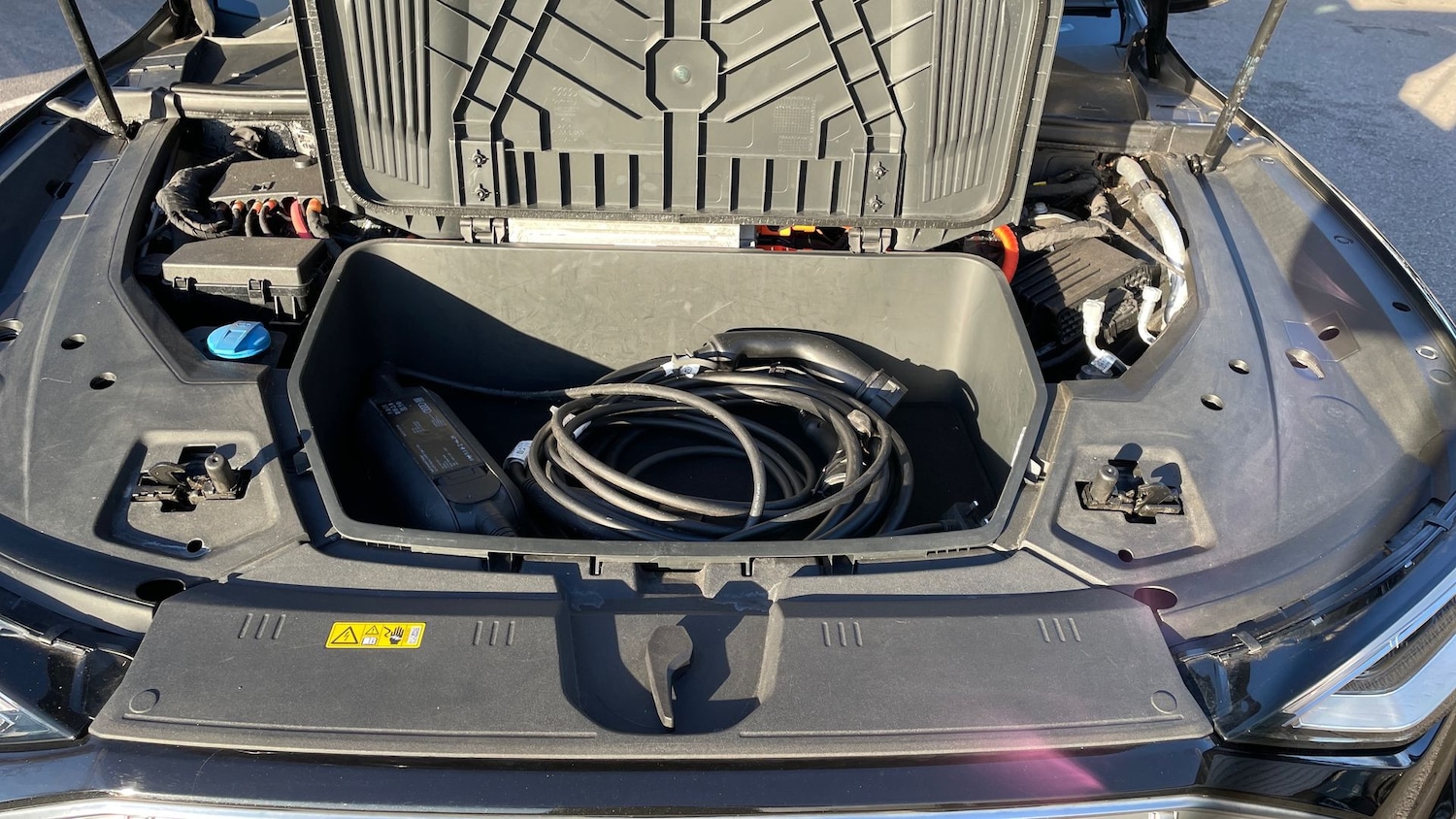 Used Audi e-tron 2020 for sale - 76627509: Photo 38