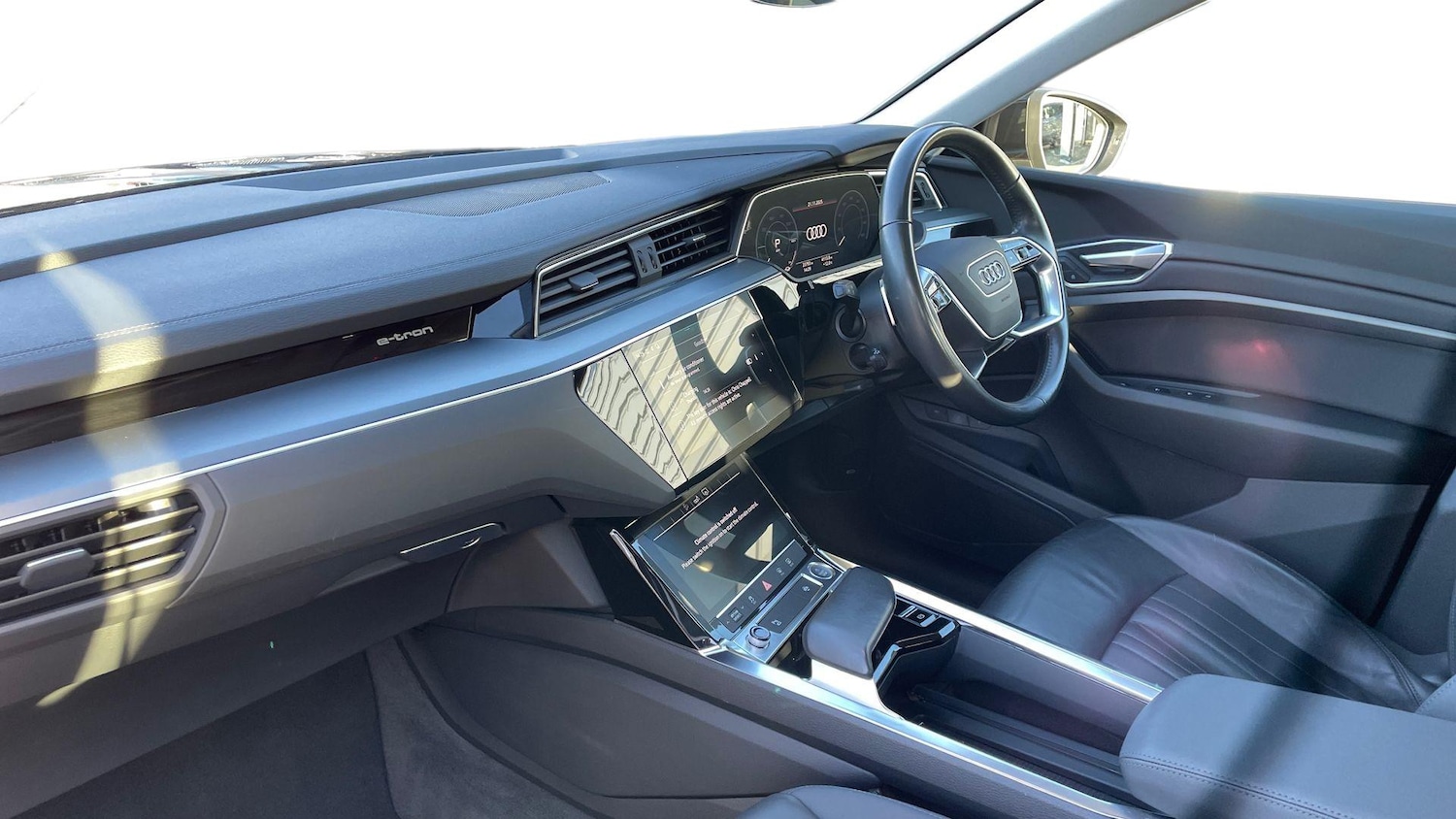 Used Audi e-tron 2020 for sale - 76627509: Photo 8