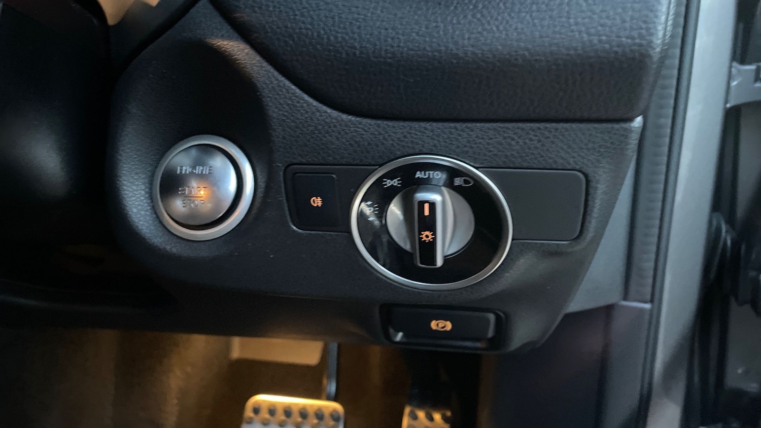 Used Mercedes-Benz GLA 2017 for sale - 76413523: Photo 32