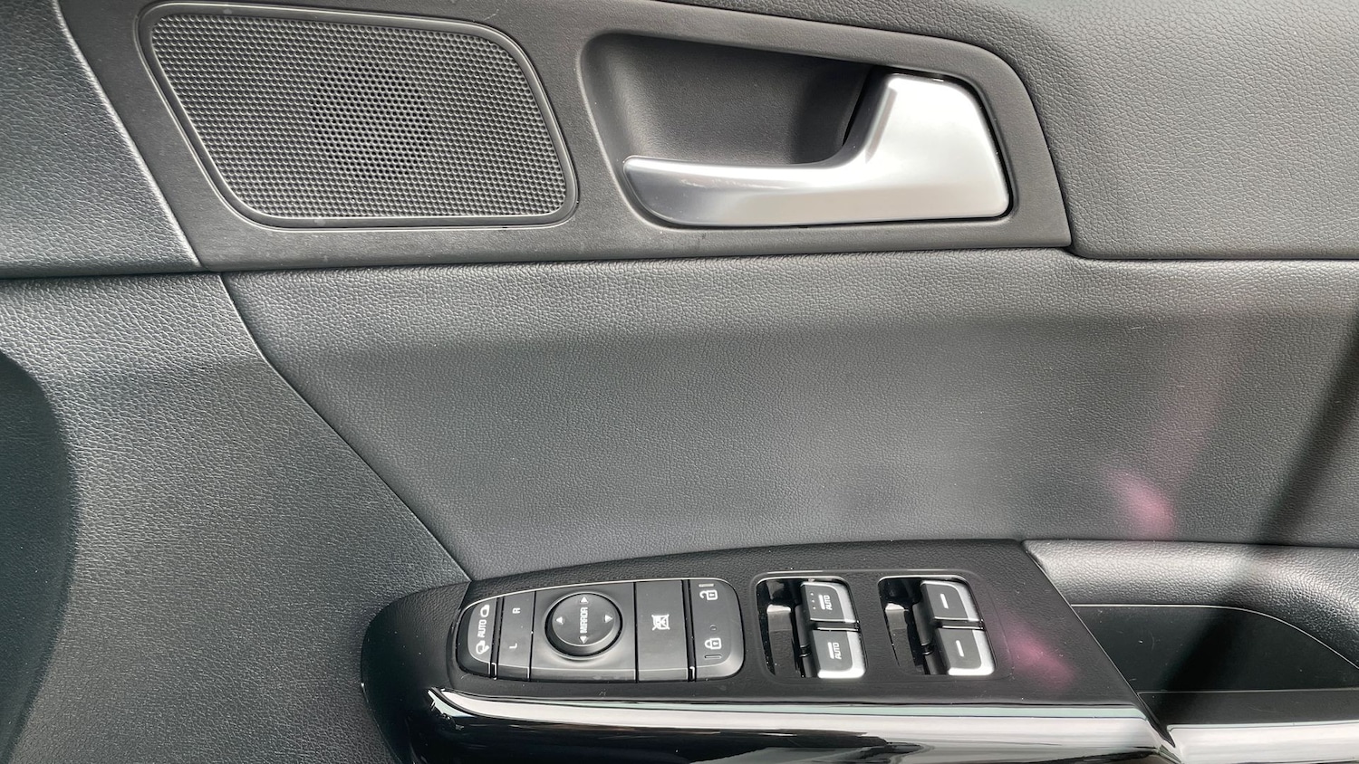 Used Kia Sportage 2020 for sale - 76413660: Photo 32