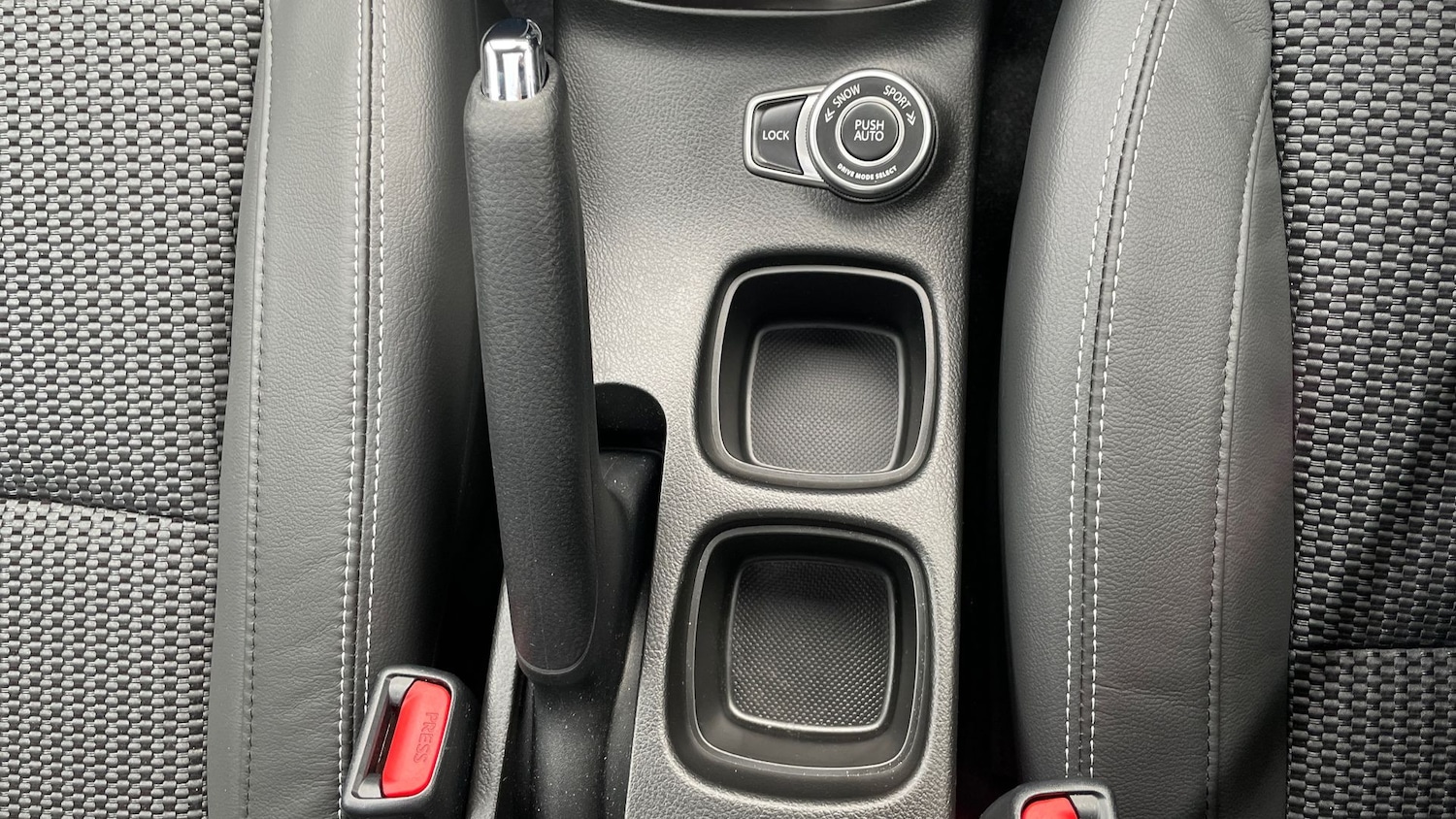 Used Suzuki SX4 S-Cross 2025 for sale - 76413802: Photo 25