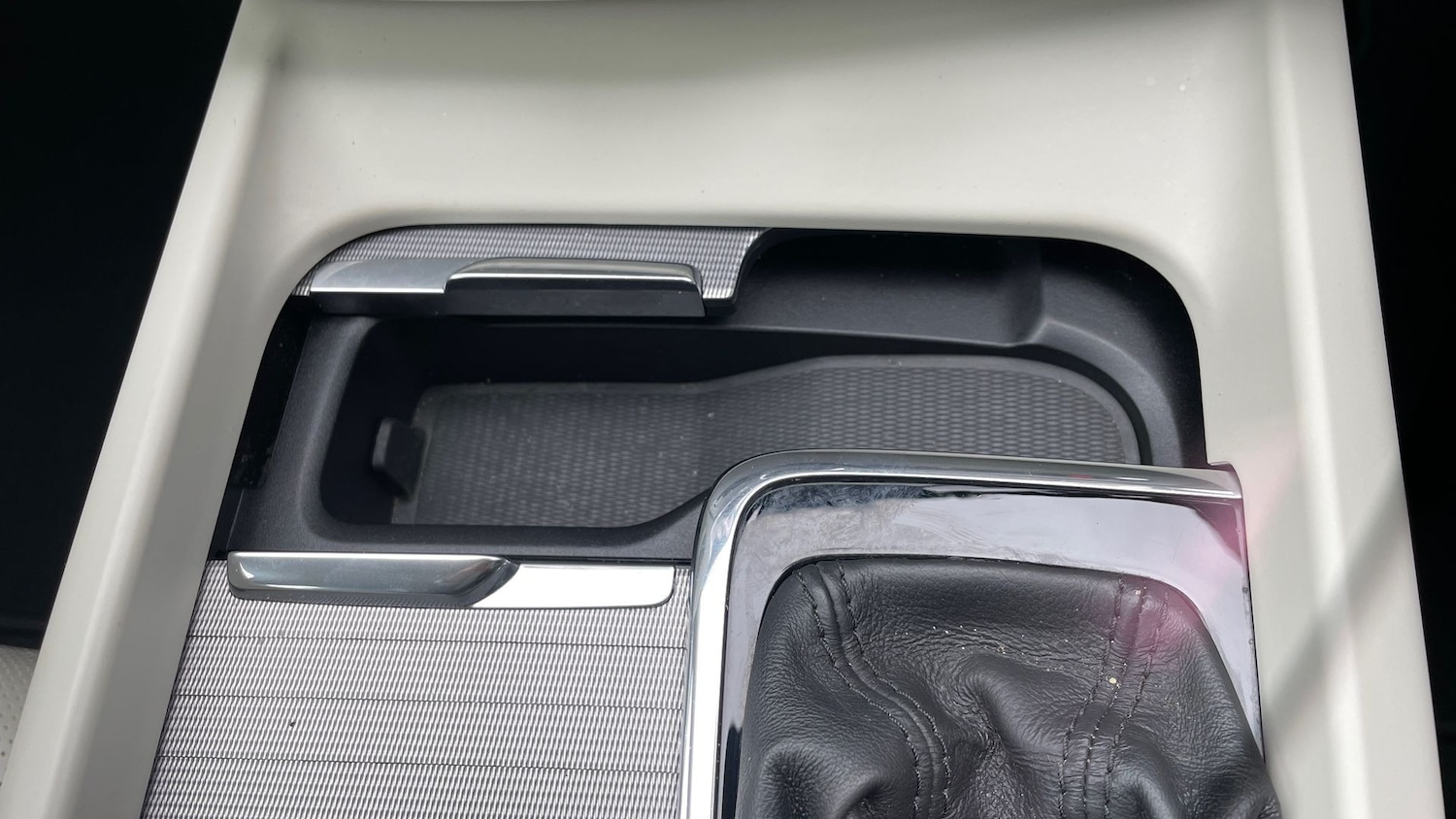 Used Volvo XC60 2018 for sale - 76413772: Photo 24