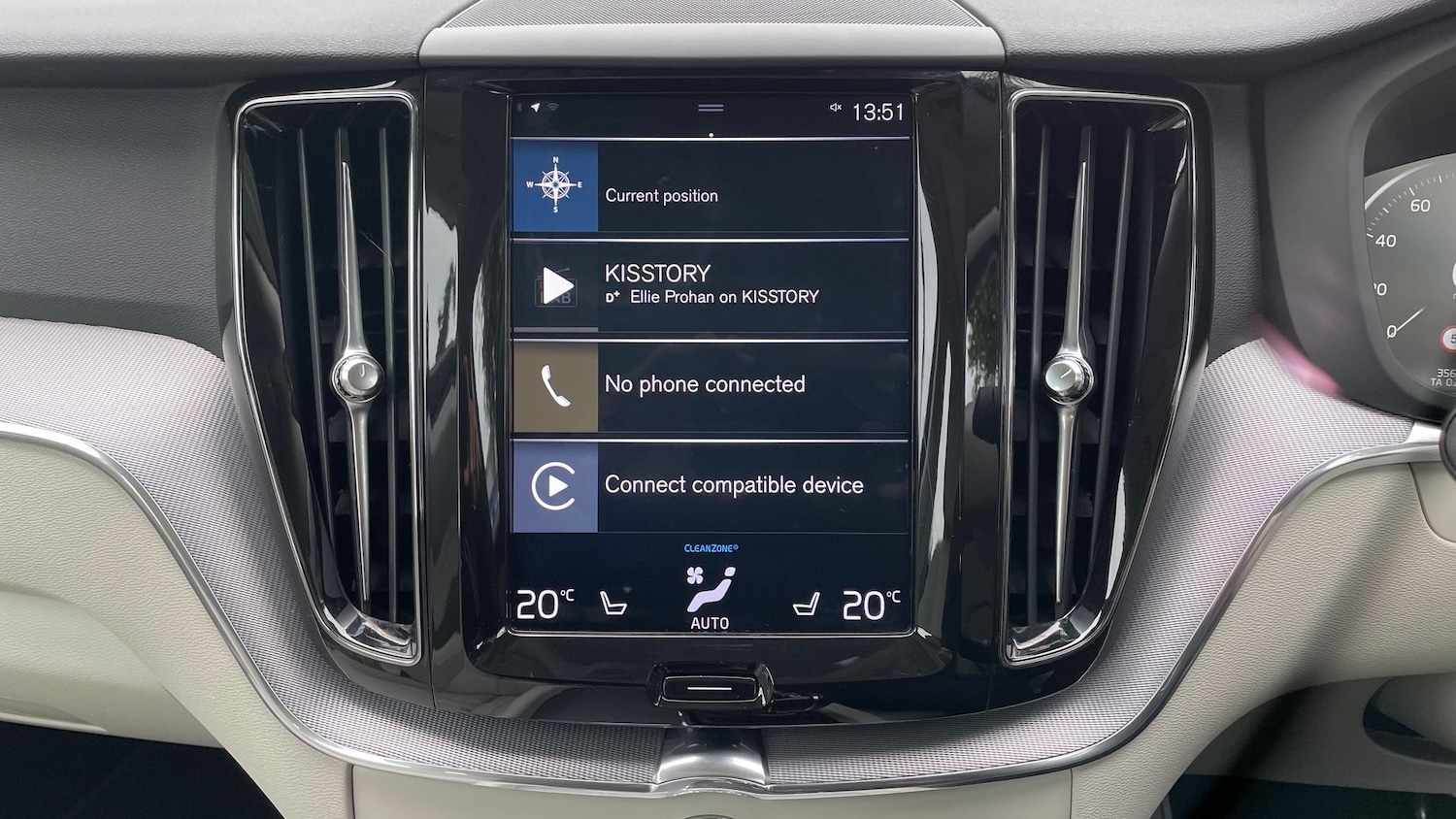 Used Volvo XC60 2018 for sale - 76413772: Photo 26