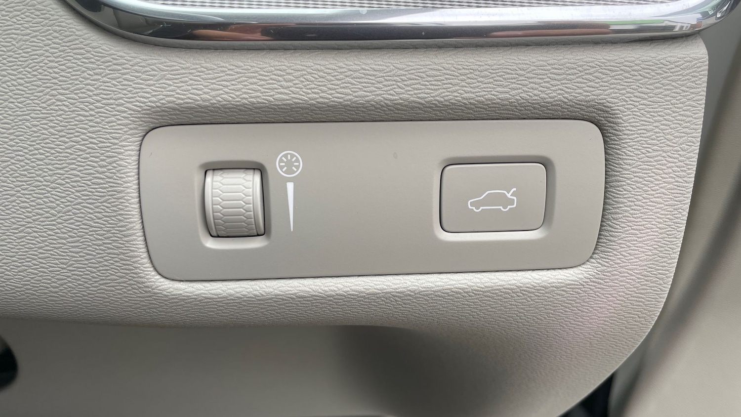 Used Volvo XC60 2018 for sale - 76413772: Photo 30