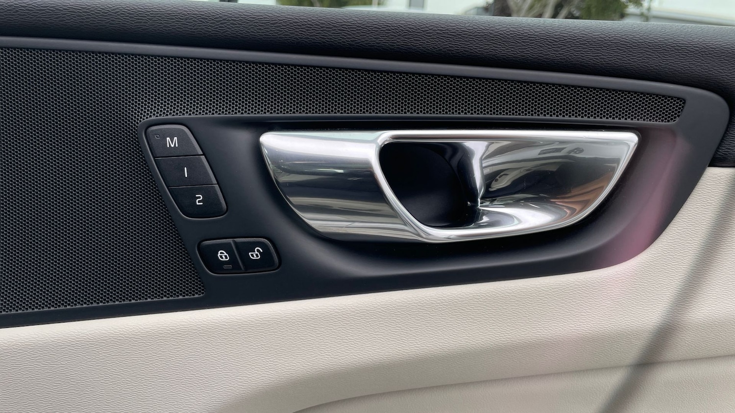 Used Volvo XC60 2018 for sale - 76413772: Photo 32