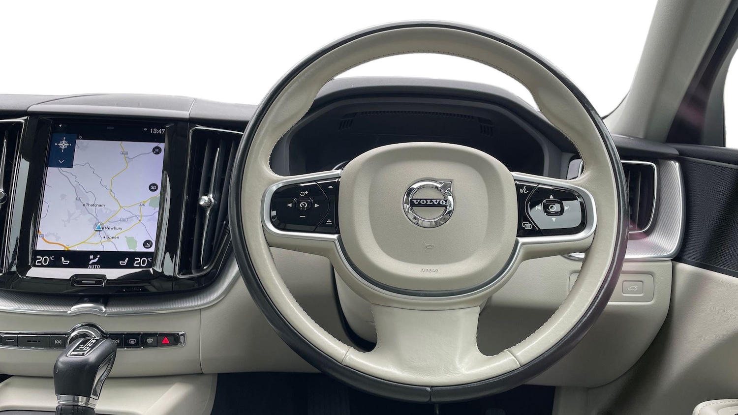 Used Volvo XC60 2018 for sale - 76413772: Photo 9