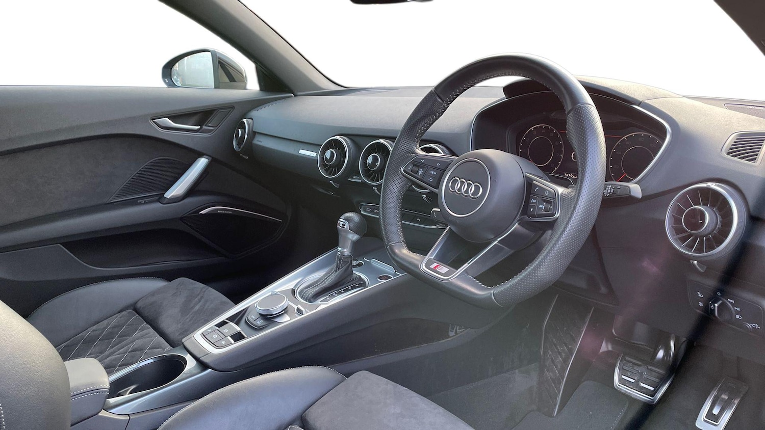 Used Audi TT 2022 for sale - 76924776: Photo 3