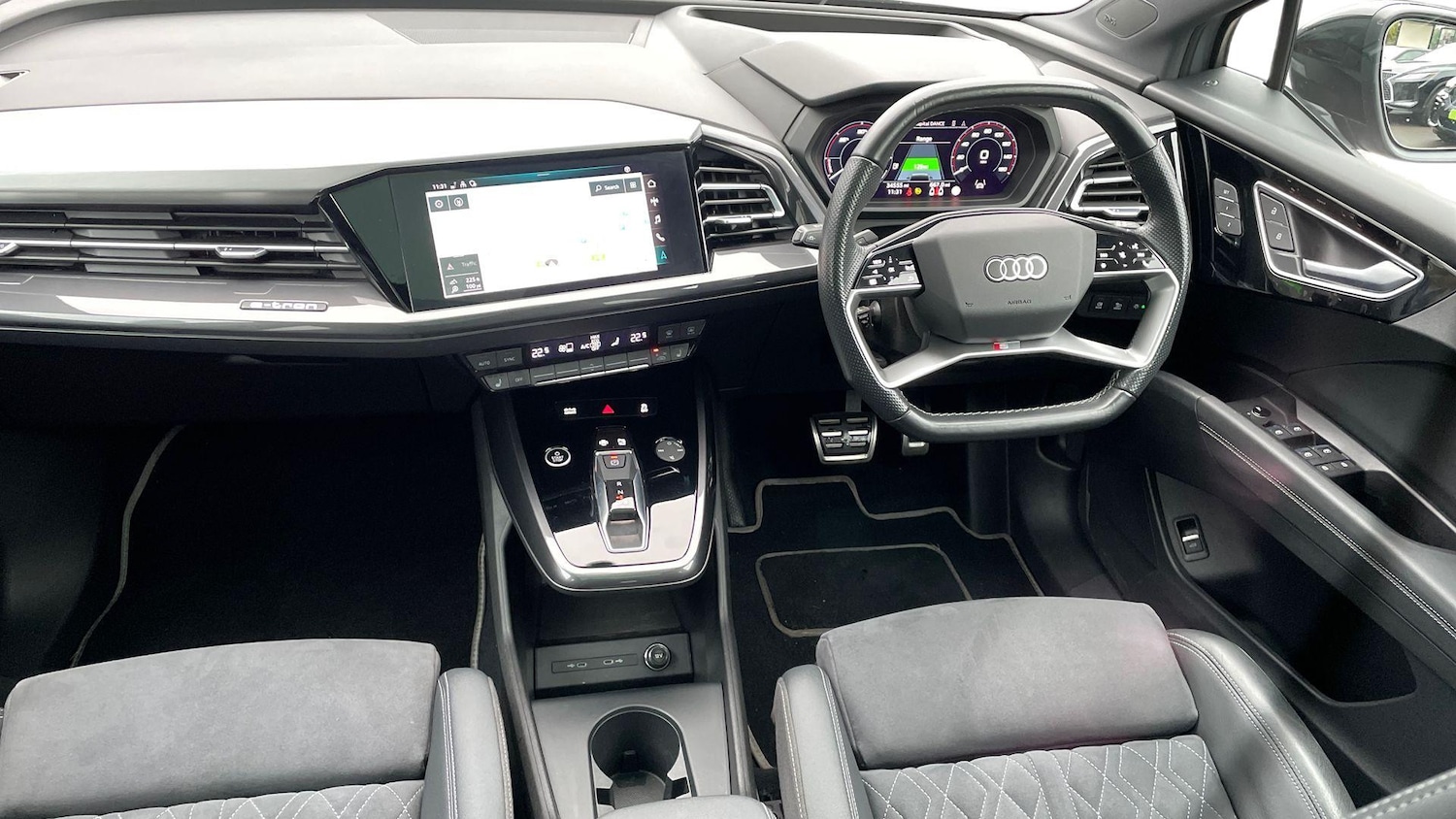 Used Audi Q4 e-tron 2021 for sale - 76809277: Photo 10