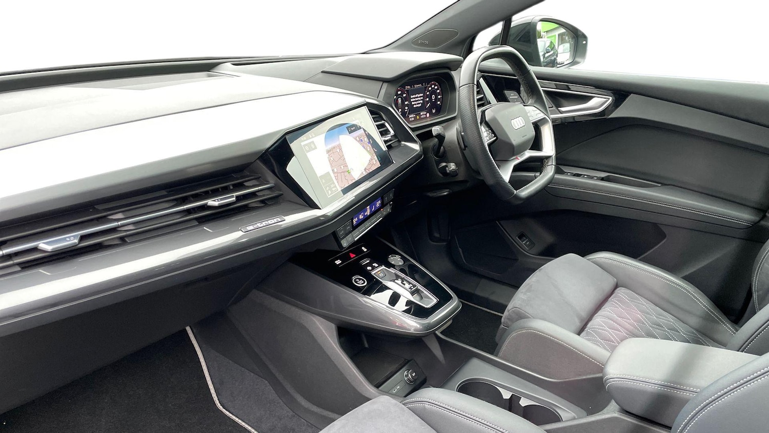 Used Audi Q4 e-tron 2021 for sale - 76809277: Photo 8