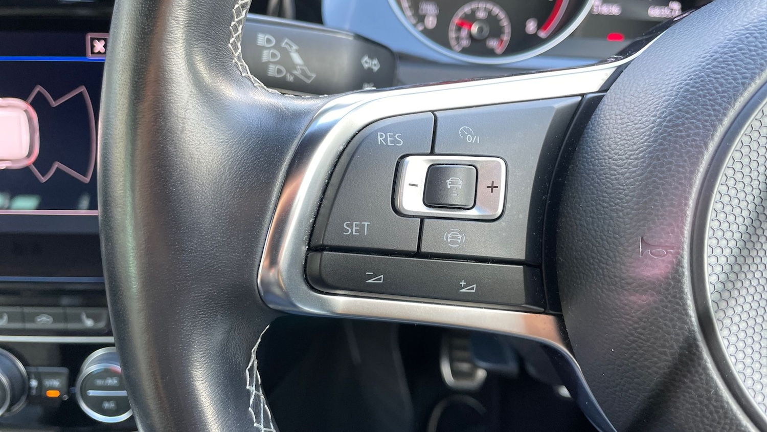 Used Volkswagen Golf 2018 for sale - 76413801: Photo 19