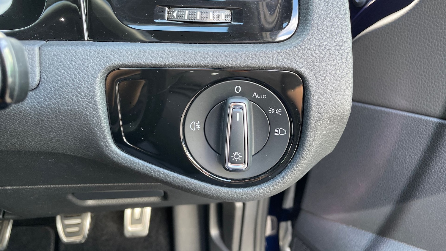 Used Volkswagen Golf 2018 for sale - 76413801: Photo 32