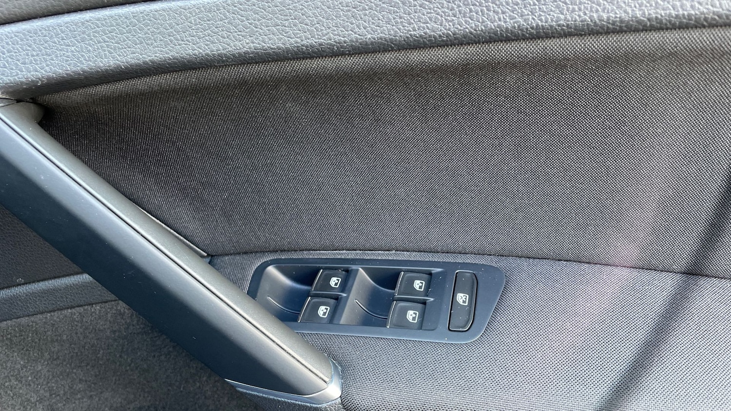 Used Volkswagen Golf 2018 for sale - 76413801: Photo 33