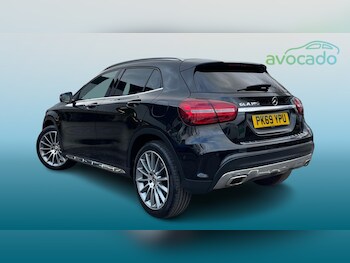 Used Mercedes-Benz GLA 2020 for sale - 77152426: Photo