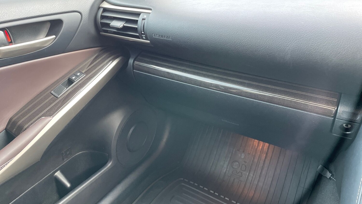 Used Lexus IS 2019 for sale - 76536982: Photo 37