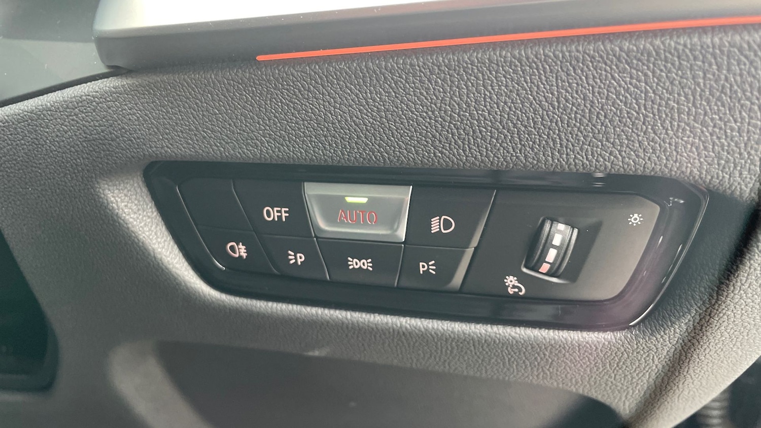 Used BMW 3 Series 2022 for sale - 76413510: Photo 24