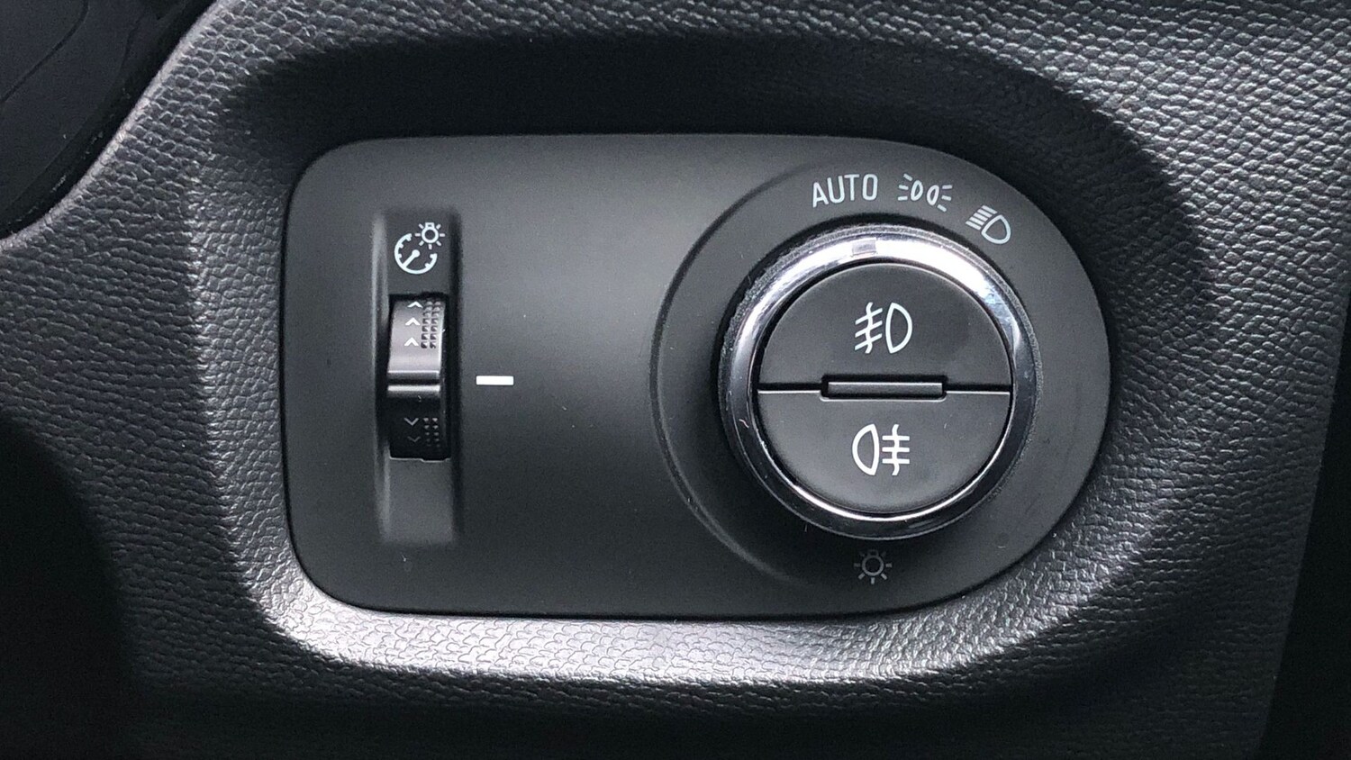 Used Vauxhall Corsa 2022 for sale - 76413730: Photo 28