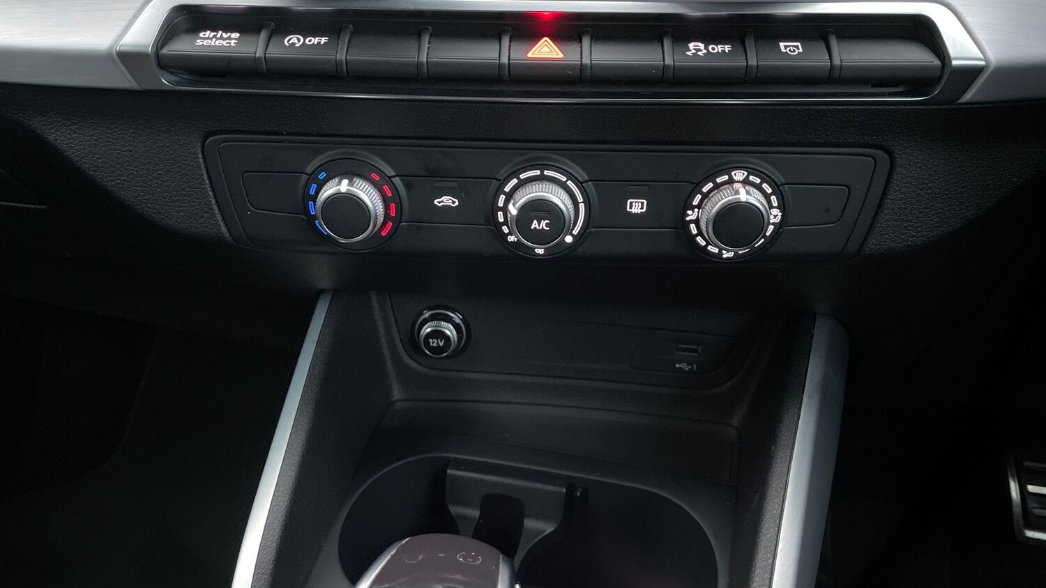 Used Audi Q2 2022 for sale - 76413816: Photo 28