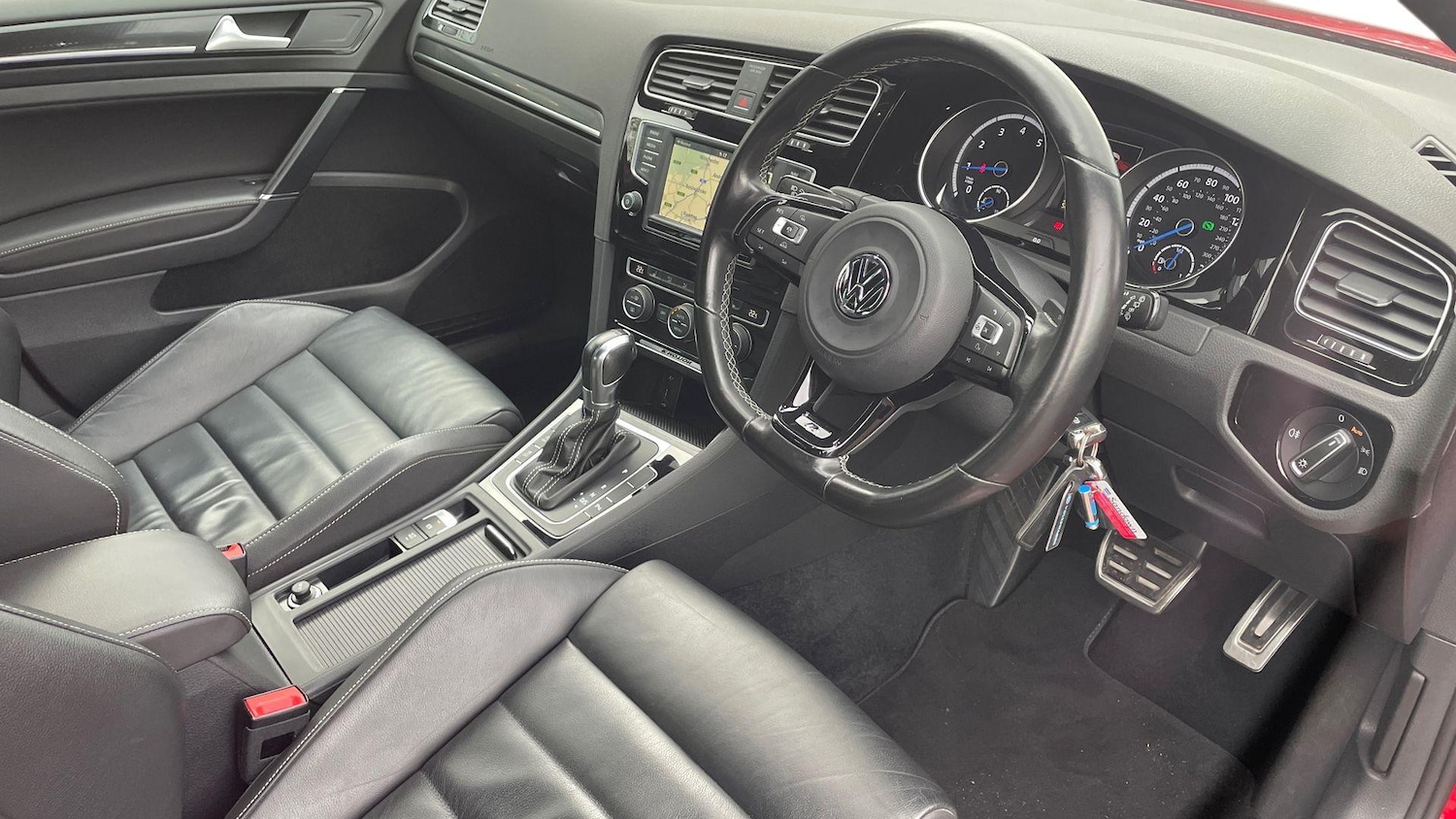 Used Volkswagen Golf 2016 for sale - 76413527: Photo 3