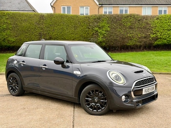 Used MINI Hatch 2019 for sale - 77793926: Photo