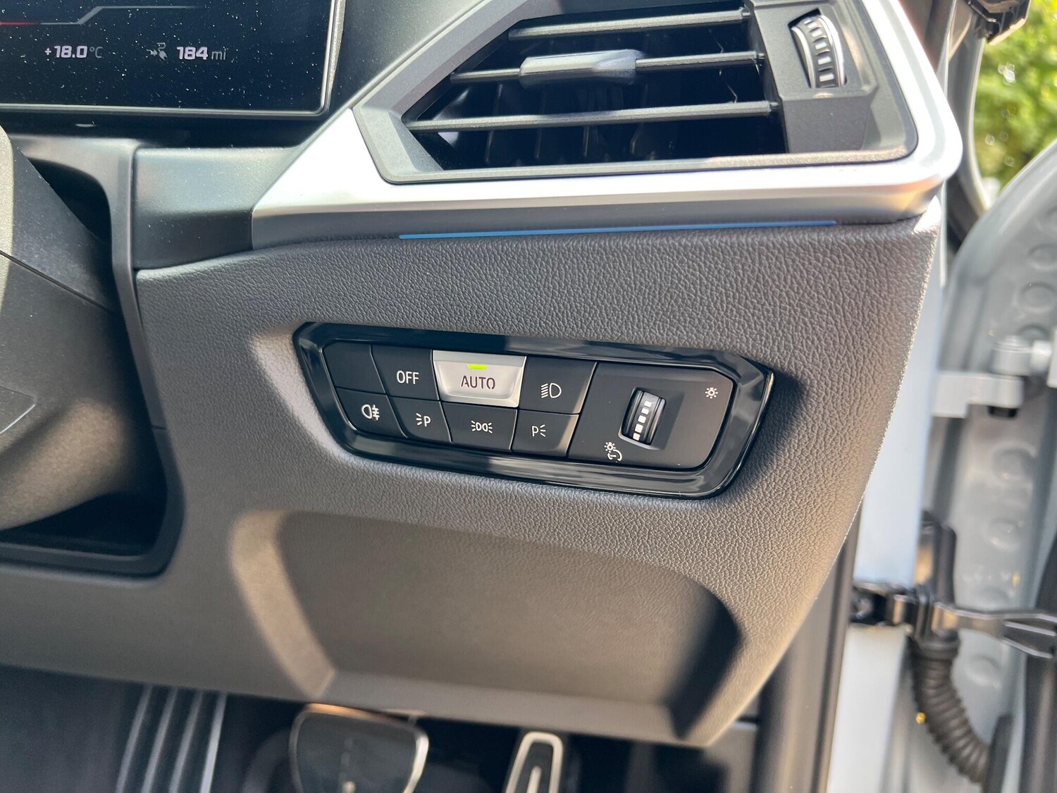 Used BMW i4 2023 for sale - 77120144: Photo 37