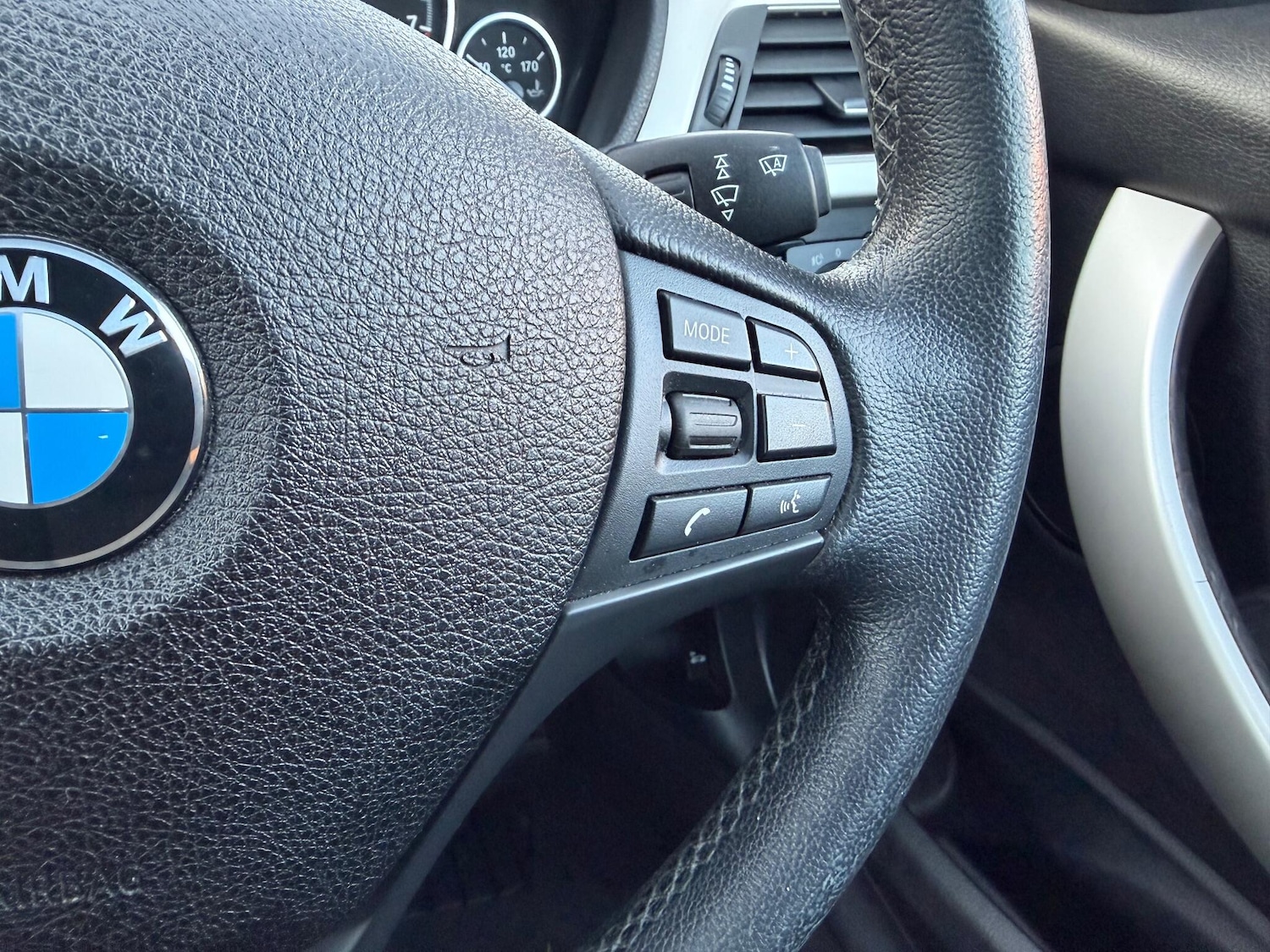 Used BMW 3 Series 2016 for sale - 76781284: Photo 37