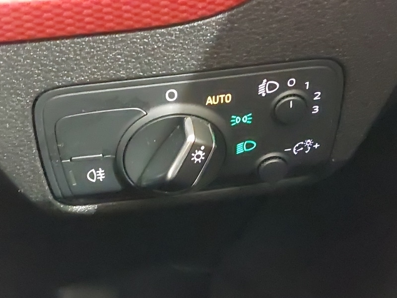 Used Audi Q2 2018 for sale - 78085232: Photo 18