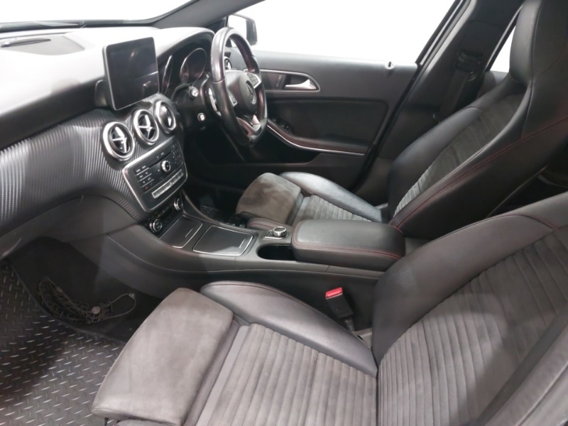 Used Mercedes-Benz A-Class 2017 for sale - 77652096: Photo 5