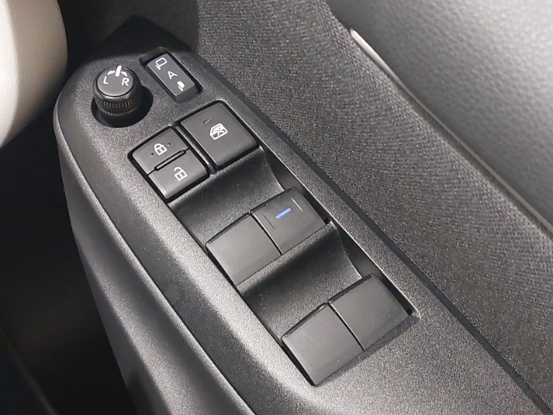 Used Toyota Yaris 2022 for sale - 76834481: Photo 19