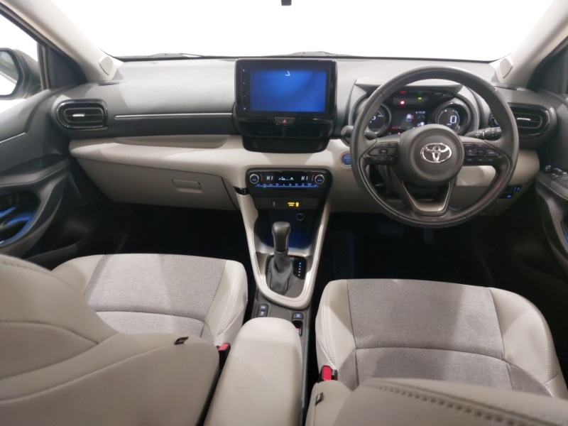 Used Toyota Yaris 2022 for sale - 76834481: Photo 2