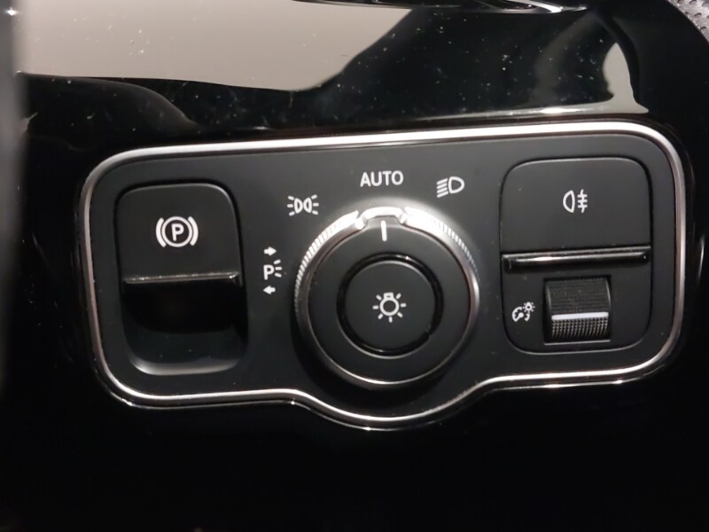 Used Mercedes-Benz A-Class 2019 for sale - 78071392: Photo 18