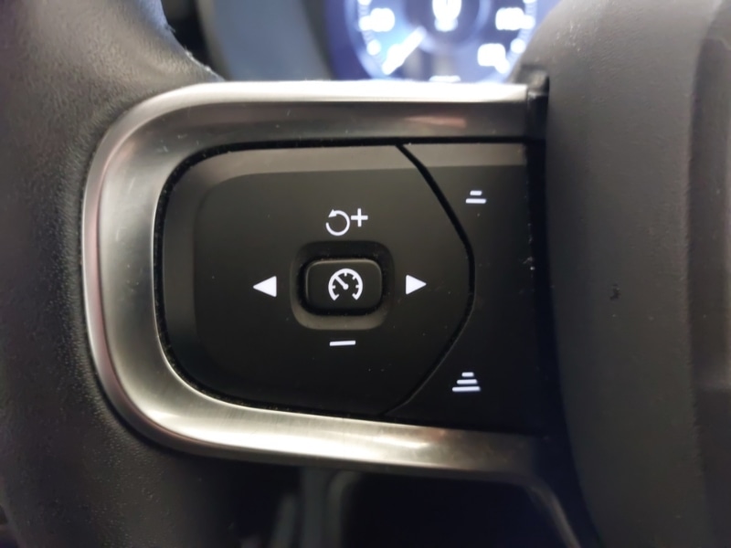 Used Volvo XC40 2020 for sale - 76058933: Photo 17