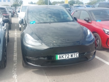 Used Tesla Model Y 2022 for sale - 79343262: Photo
