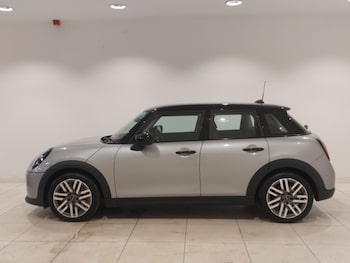 Used MINI Cooper 2025 for sale - 78895699: Photo
