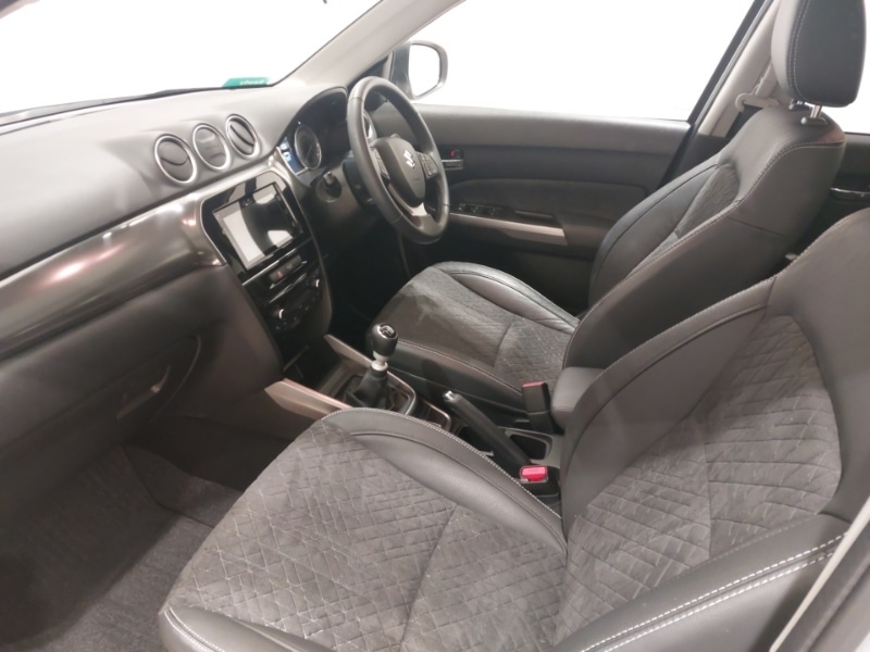 Used Suzuki Vitara 2023 for sale - 77644784: Photo 5