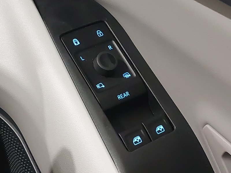 Used Ford Explorer 2025 for sale - 76925060: Photo 19