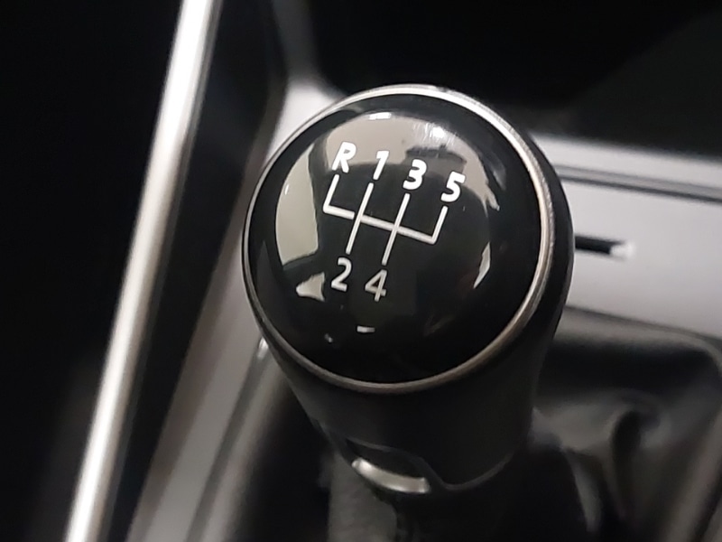 Used Volkswagen Polo 2018 for sale - 77141993: Photo 12